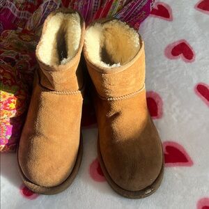 UGG Tan Shearling Lined Footwear